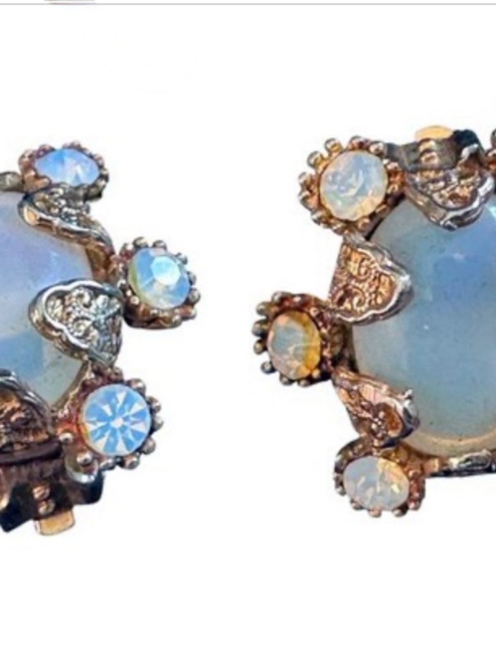 SIGNED HOLLYCRAFT Antiqued Gold-Tone Opalescent Glass And Aurora Borealis Rhines